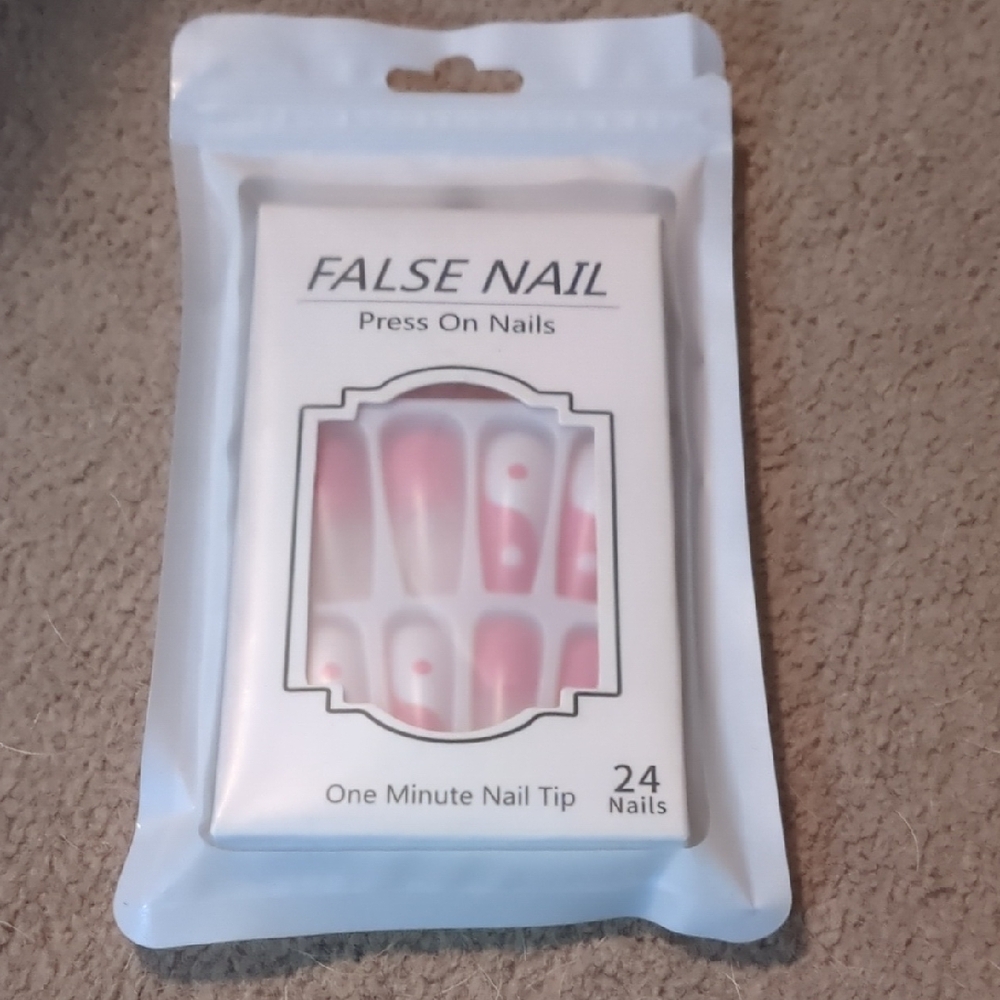 SOLD -Free with Purchase Pink and White Press On Nails